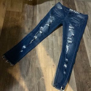 Vip distressed jean size 5/6